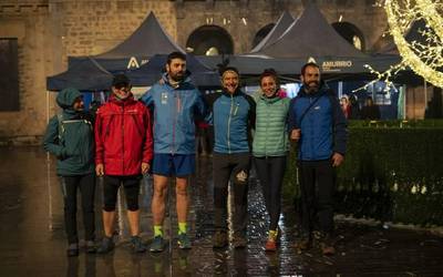 Babio mendira igotzen ari dira etengabe ehunka amurrioar solidario