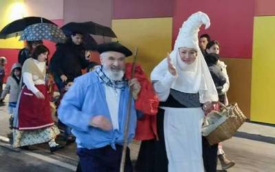 [ARGAZKI GALERIA] Olentzero eta Mari Domingi Durangaldera heldu dira