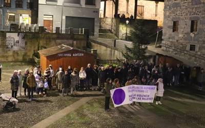 Barakaldoko hilketa matxista salatu zuten