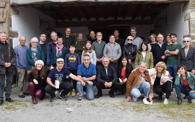 Hatsaren Poesia libururako lanak aurkez daitezke urtarrilaren 23ra arte