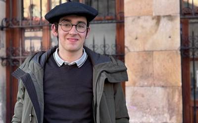 Julen Agirre: "Edonor etor daiteke eta parte hartu Euskaraldiko batzordean"