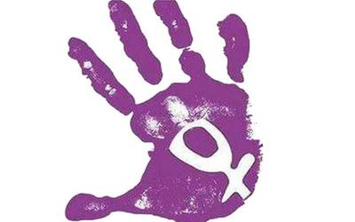 Matxismoak hildako emakumeei omenaldia Zamudion