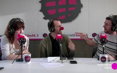 Zer du ikustekorik Maiah Careyk Txirri, Mirri eta Txiribitonekin?