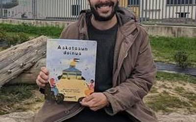 "Gatazkak oso konplexuak direnez, modu erraz batean ulertzeko Palestina pertsonifikatu dugu"
