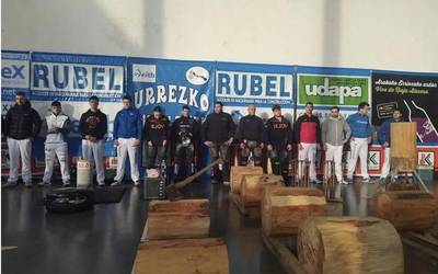 Urrezko aizkolariak Etxarrin