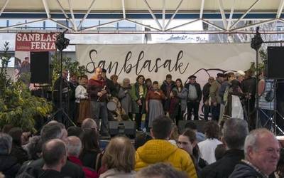 Felisa Astobiza Iruretagoiena eta Javi Eguia Ochoa omenduko dituzte larunbat honetako San Blas azokan