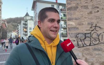 Hilabete eskas Aratusteen ospakizunerako; bergararrak hasi al dira mozorroak prestatzen?