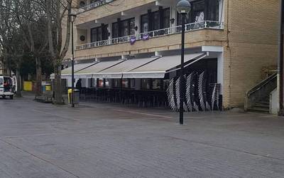 Hogarreko taberna eta jatetxea kudeatzeko esleipen prozesua zabalik da