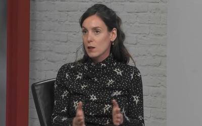 Gema Lopez Las Heras: "Liburu zoragarria da, geruza asko dituena"