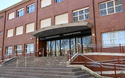 Sareetan identitatea ordezkatu diotela salatu du ikertutako Arabako campuseko irakasleak