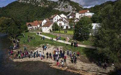 Edurne Bidador eta Bittor Aroskoa: “Zaila izan da Aezkoako mintzamoldea sailkatzea, inguruko bailaretako euskalkietatik ere edaten duelako”