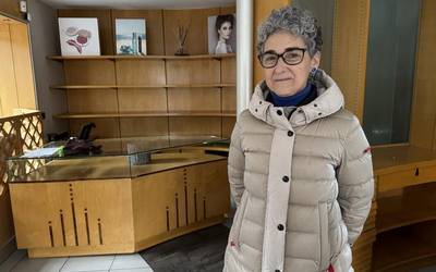 Miren Gallastegi: "Denda zabaltzeko zain egoten zen jendea lehen"