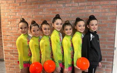 Zubiberriko gimnastak Azpeitian aritu dira asteburuan