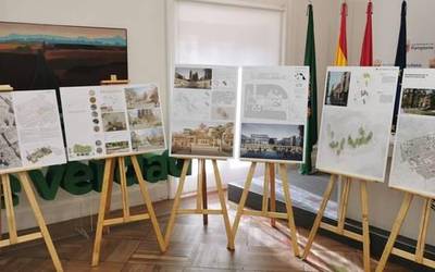 Santa Ana plaza berritzeko proiektuak aurkeztu ditu Iruñeko Udalak