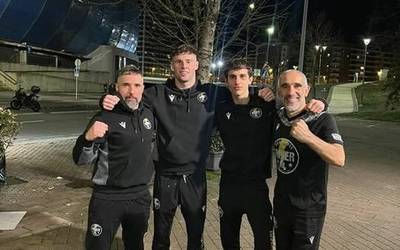 Emaitza gazi-gozoak Arizagaren eta Gaztañagaren boxeo debutean