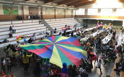 [EGITARAUA]: Gora Herria erromeria eta diskofestak Abadiñon inauterietan
