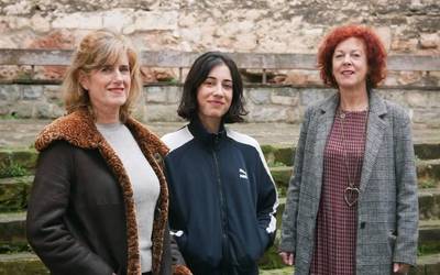 Film labur bat filmatuko du Alba Lozanok Zumaian, Geuretik Sortuak programaren barruan