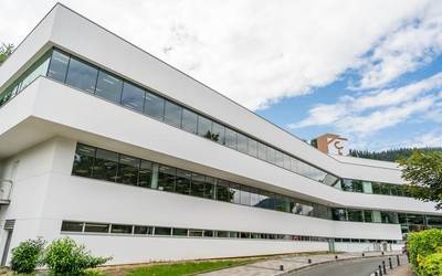 Laboral Kutxak 274 milioi euroko irabazia izan zuen iaz, %23,3ko igoerarekin