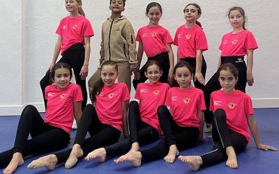 Aretxabaletako eta Eskoriatzako hiru gimnasta talde izango dira larunbatean Tolosan