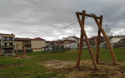Parkea itxura hartzen hasi da
