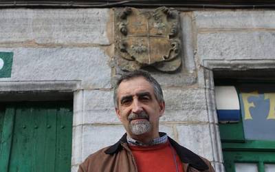 'Familien historia, genealogia eta heraldika' solasaldia ortziralean Beran