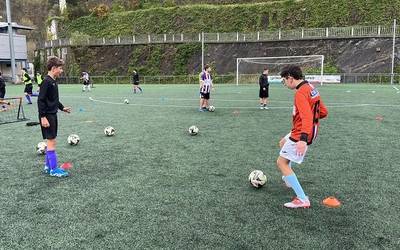 Azkoagain hartuko du futbol inklusiboak domekan