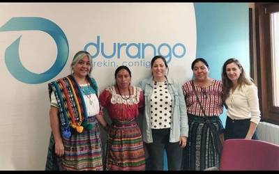 Guatemalako emakume maien ordezkaritza, Durangon