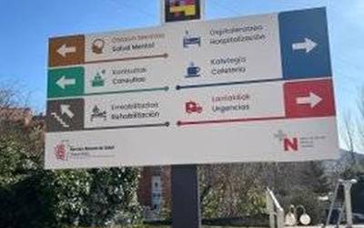 Lizarrako ospitalean kartelak euskaraz ere irakur daitezke