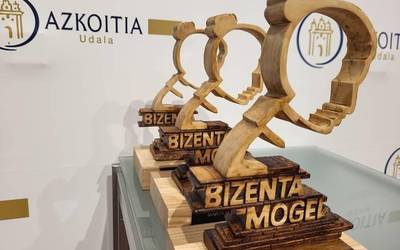 Udalak arratsaldean banatuko ditu Bizenta Mogel ipuin lehiaketako sariak