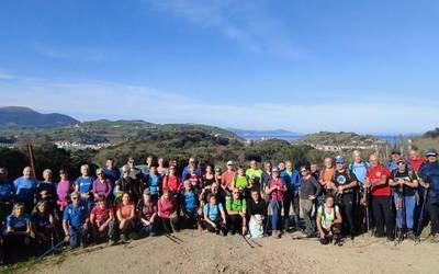 Pol-Poleko beteranoek urteko bigarren mendi ibilaldia egin dute Zarautz aldera