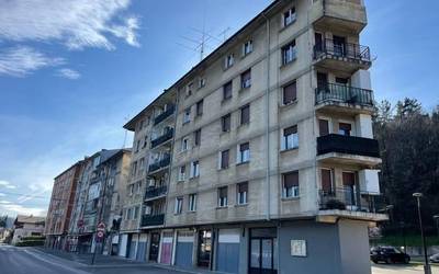 Barrena kaleko etxebizitzak birgaitzeko laguntza bulegoa irekitzea proposatu du Aiarako EAJk