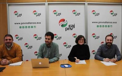 Euskal herritar eta abertzale sentitzearen harrotasuna aldarrikatu du Hualdek