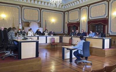 Martxoaren 8ko adierazpen bateratua onartu du Bergarako udalbatzak
