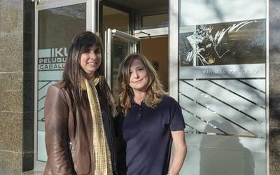 Ane Bilbao Seco: "Hasten zara bi urte dituen umeari ilea mozten, eta, orain, 24 urte ditu"