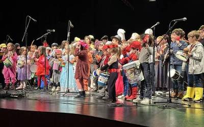 [ARGAZKIAK] Inauteetako kontzertu ederra eman dute Berako Isidoro Fagoaga musika eskolakoek