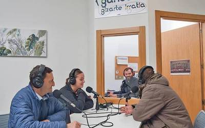Ganbara Gizarte Irratiak 60 saio bete ditu