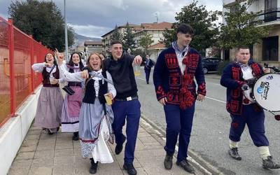 Lakuntzako kintoak, dantza, kanta eta festa