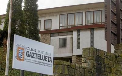 Vatikanoak Gazteluetako irakasle ohia Opus Deitik kanporatzeko agindua eman du