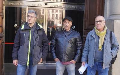 Sunsundeguiko enpresa batzordeko kideen protesta