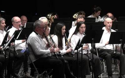 Udaberriko kontzertua egin du Arrasate Musikaleko bandak