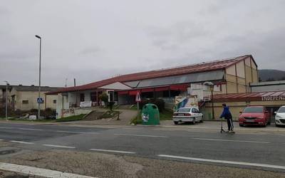 Kiroldegiko taberna errentan hartzeko deialdia