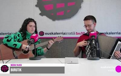 ‘Burutik’ taldearen single berria plazan da: ‘Tantaka’