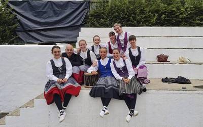 Dantzari ttikien topaketa eginen dute martxoaren 22an Saran