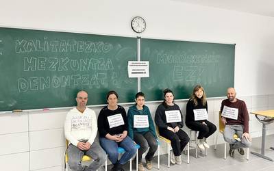 "Baliabide gehiago" eskatu dituzte Salburuan, Pradalesek egindako bisitan