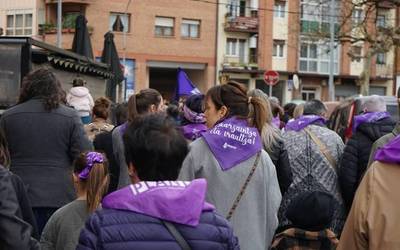 Martxoaren 8a Aiaraldean, minutu batean laburbilduta