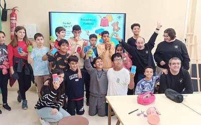 Lamuza Eskolak irabazi du 'Ikusten duzuna baino gehiago' proiektua