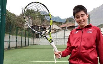 Eskolarteko Tenis Txapelketako finalerdia jokatuko du Ander Gallardok bihar