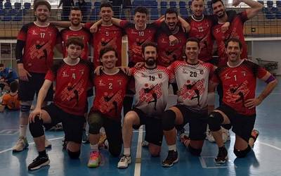Juan Sagues eta Imanol Garde: "Kirol azkarra eta teknikoa da boleibola"