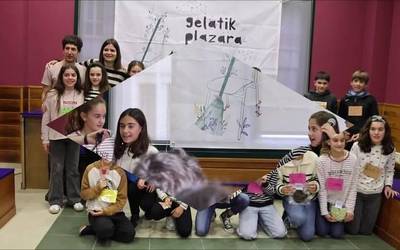 Gelatik Plazara sariketako Mendaroko kanporaketako laburpen-bideoa