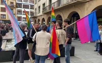 Eraso homofoboa salatzeko, elkarretaratzera deitu dute Zornotzan